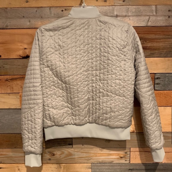 Lululemon Athletica Non-Stop Reversible Bomber Jacket In Raw Linen Size 12 - Picture 3 of 12